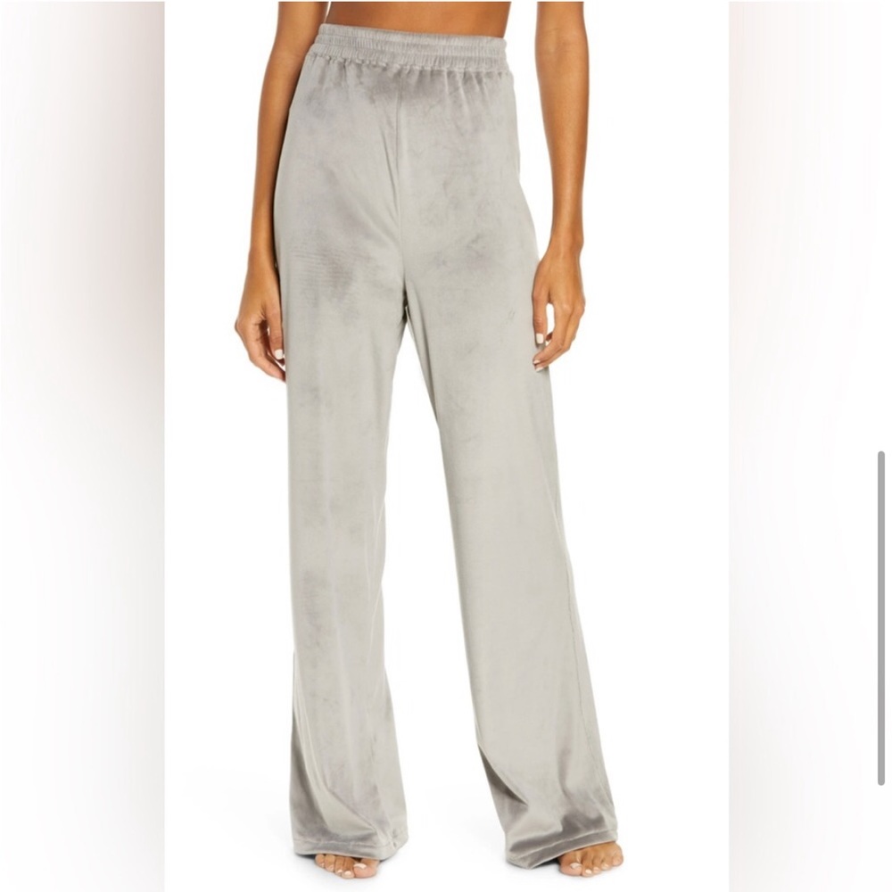 Skims Velour wide leg lounge pants size large